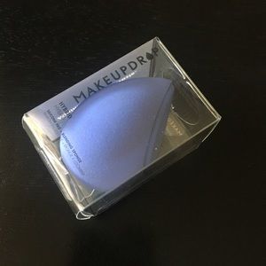 Makeup Drop Makeup Applicator